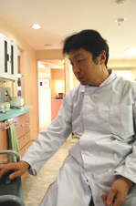 海谷 幸利 | 市ヶ谷・歯医者