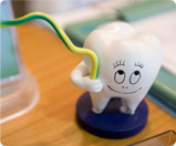 歯のキャラクターの置物 | 市ヶ谷・歯医者